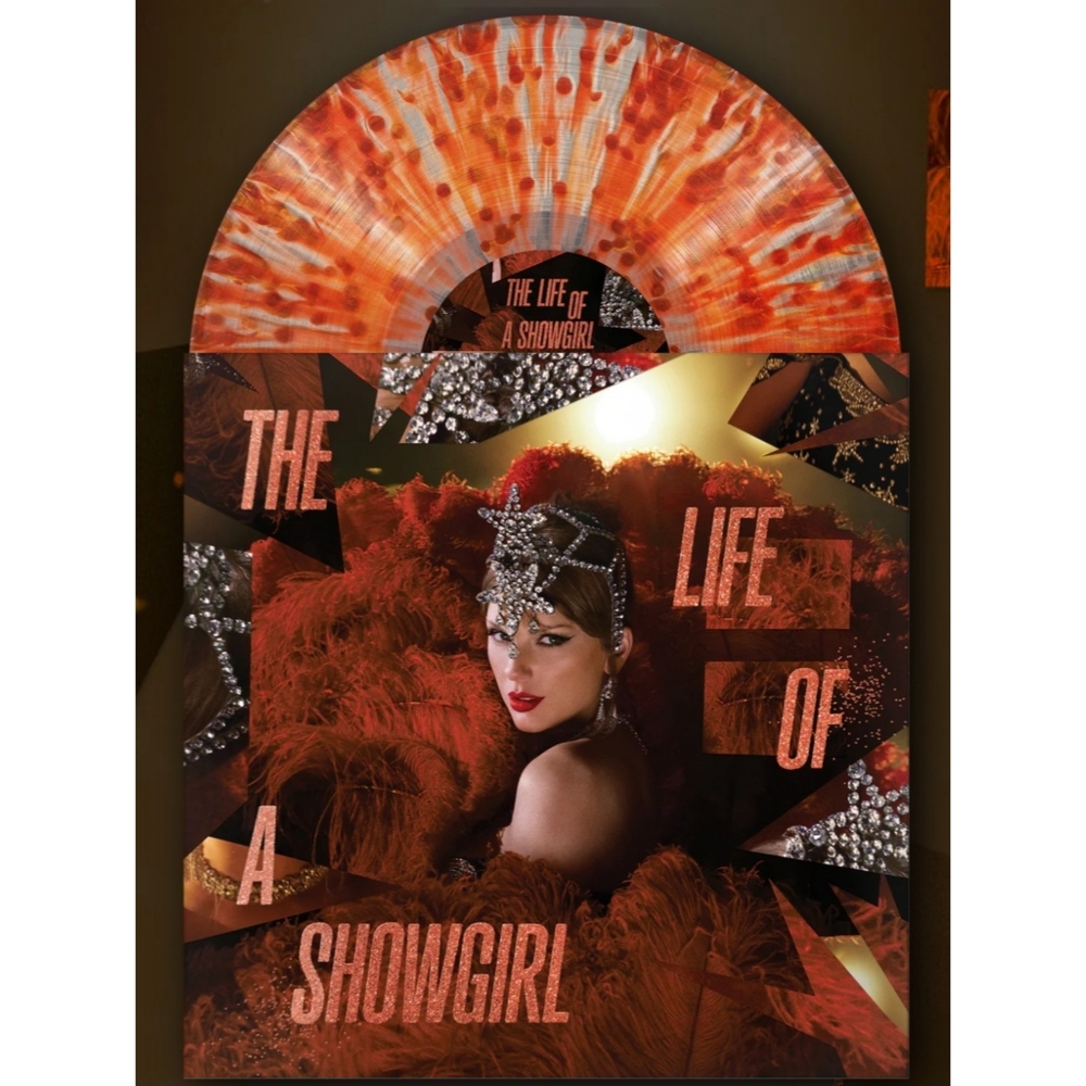The Life of a Showgirl: The Tiny Bubbles In Champagne Lipstick & Lace Vinyl